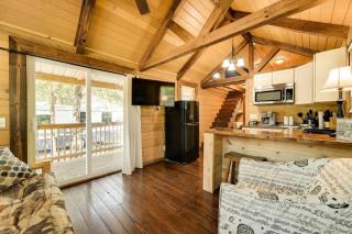 Indian Point Cabin 2 near SDC, Branson, and Table Rock Lake - Branson - 2