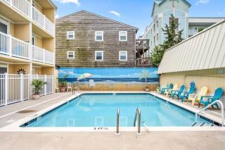 Updated Charming Studio,Steps to Beach,Outdoor Pool - 7