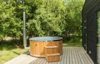 Amazing Home In Væggerløse With Kitchen - Marielyst - 9