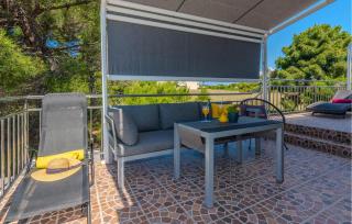 Lovely Apartment In Vir With Wifi - 4