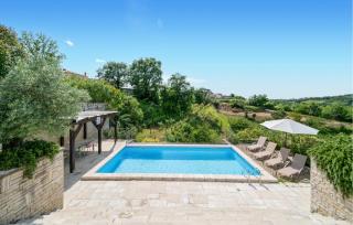 3 Bedroom Amazing Home In Momjan - Momjan - 1