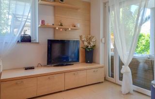 Cozy Home In Polaca With Wifi - Polača - 4