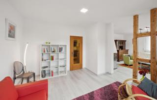 Stunning Apartment In Schleusingen - 5