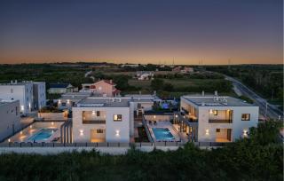 Awesome Home In Nin With House Sea View - 2