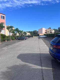 Studio en résidence avec parking - 8