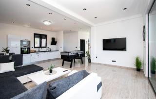 Awesome Apartment In Brodarica With Sauna - 7