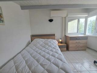 Appartement 2P Mezzanine, Grande Terrasse, Clim, Accès Direct Plage, Parking Privé - FR-1-326-831 - 4