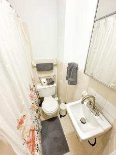 89-2R 1BR Upper East Side - New York - 3