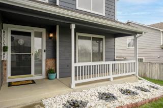 Spacious 4 BR House in Centennial - 7