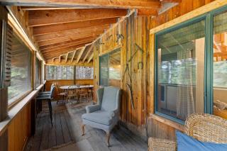 New! Dew Drop Inn - Pet Friendly, 5-min walk to river access - McCall - 7