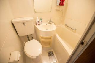 Shinjuku 3 min walk from station #projector OH2-3 - 1