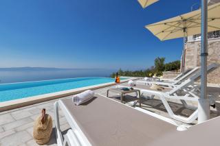 Hotel Nature's Retreat, Deluxe Suite mit Balkon und Meerblick - Podgora - 0
