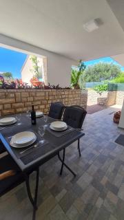 Apartman "Flower Garden" - Ražanac - 3