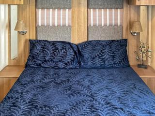Lake View - Cirencester - 3