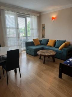 Cozy apartment with balcony - Tbilisi - 4