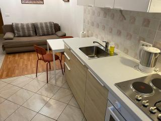 Marjan park, peaceful family place, free parking, 2 minute from beach - Split - 8