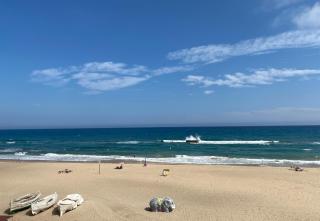 Torredembarra Beachfront apartment sleeps 5 - Torredembarra - 4