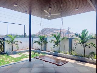 Aadhya Home Stay Hampi - Hampi - 2