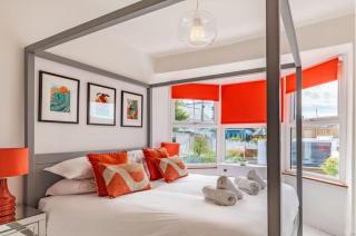 The Surfer's Townhouse with Sea Views - 7