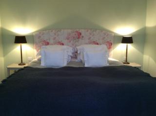 Victorian Duplex with Large Roof Terrace - 0