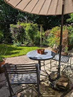 Raleigh Cottage - Thatched one bedroom cottage - 1