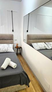 Coco's Apartment - Tirana - 4