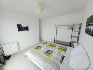 Appartement 28m2 avec balcon proche gare SNCF, café thé WIFI gratuits - Orléans - 3