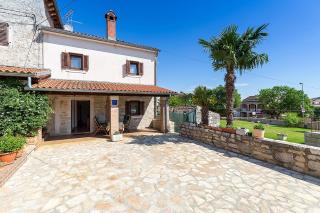 Stone house Graziella Funtana big private Garden - 5