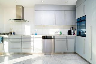 VK - R - Zürich Airport - Luxury - Home Stay - Rätschengässli - Kloten - Kloten - 6
