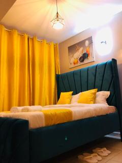 Your Luxurious Escape on Kiambu Rd ,Comfort, Convenience, and Connectivity Await - Nairobi - 4