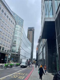 Shoreditch Liverpool Street Apartments with lift and balcony - London - 5