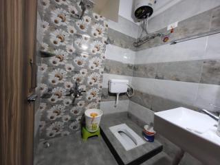 Venus Home Stay near IIM Indore - Indore - 4