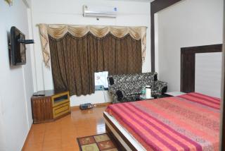 Mansarover Hotel & Banquets - Bareilly - 3
