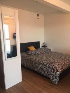 Beau studio appart meublé à La Suze Dispo septembre 2025 - La Suze-sur-Sarthe - 2
