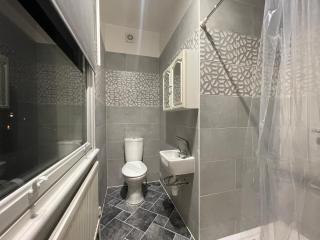 Rooms with private bathroom and shared kitchen - Purley - 1