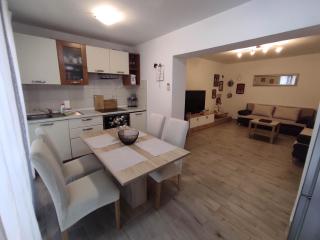 Apartments Emi & Nini - Šibenik (Sebenico) - 7