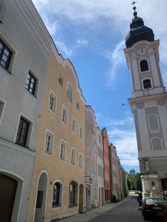 Altstadtwohnung mit Salzachblick - 1