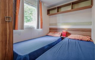 3 Bedroom Lovely StaCaravan In Sete - Mèze - 4