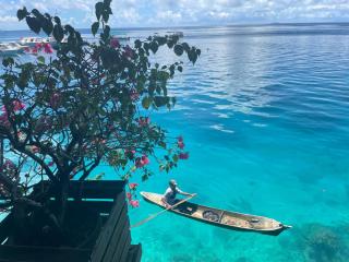 MABUL WATER BUNGALOWS - STANDALONE CHALET- INCLUSIVE of FOOD & BEVERAGE, AIRPORT TRANSPORTATION, SNORKELING EQUIPMENTS - Pulau Mabul - 8