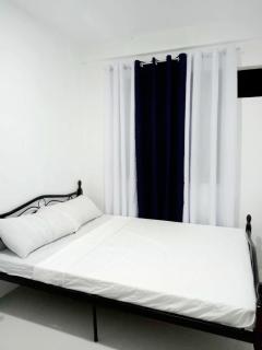 MRB Apartelle - - 0