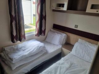 8 BERTH DELUXE PG36 - Chapel Saint Leonards - 2