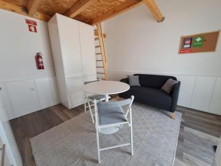 Estudio 4 - - 7