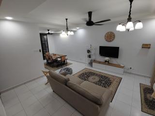 Homestay in manjung pr1ma segari-Melayu only - Lumut - 0