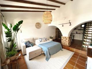 MASÍA de SAN JUAN CASA NÚMERO 15 en Castillo con piscina, Aire Acondicionado y terraza privada - Segorbe - 2