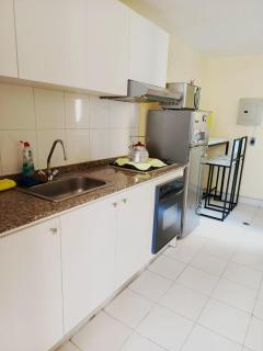 Spacious private rooms close to American Embassy - Quito - 2