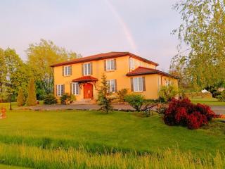 Gilded Grape Farm - Niagara on the Lake - 0