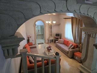 Marble Wonder Home - Gjirokastër - 6