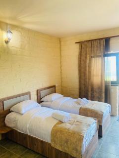 Shahunts Resort - 7