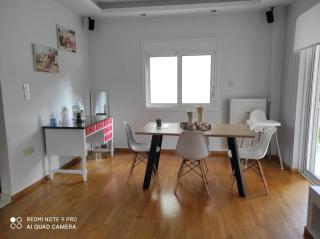 ONE block from the sea Family house at Floisvos - Athene - 5