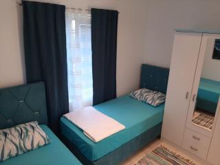 Mirta Apartments Family Farm - Budva - 7